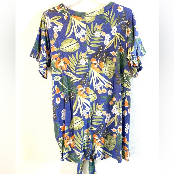 INDIGO FLORAL ROUND NECK WITH SELF TIE TOP , NEW! - Picture 14 of 16